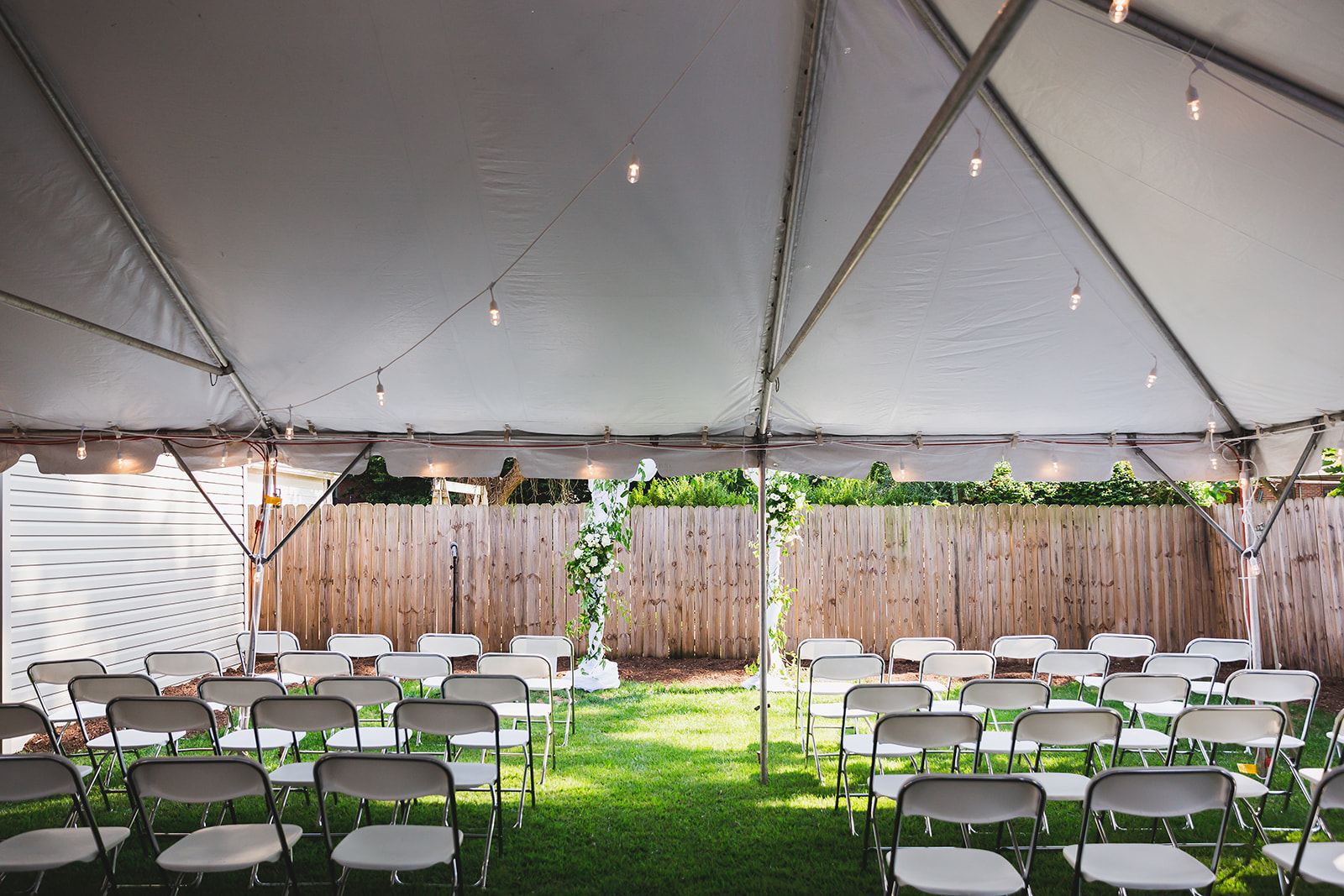 Indianapolis Tented Backyard Wedding A Classic Party Rental